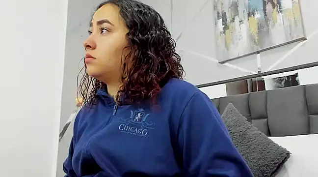 Snapshot of Ayla_martinez chatting on March 22, 2025, 1:32 am Ayla martinez online show from March 22, 2025, 1:32 am
