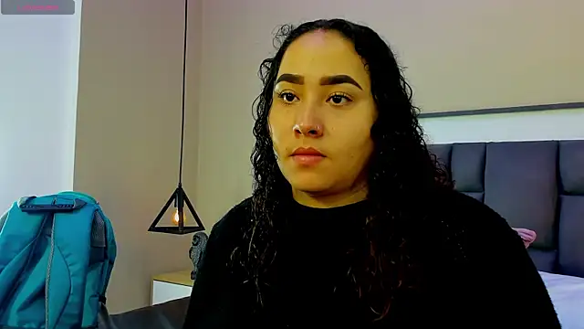 Snapshot of Ayla_martinez chatting on September 14, 2025, 2:01 am Ayla martinez online show from September 14, 2025, 2:01 am