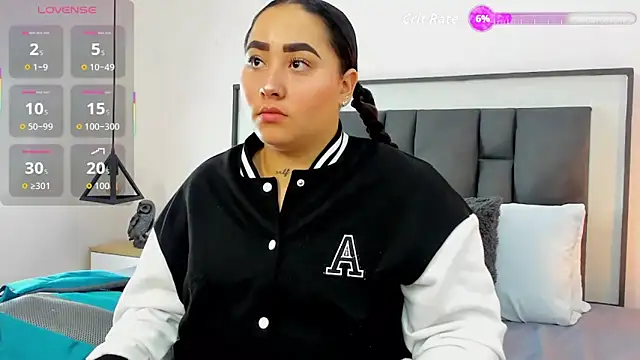 Snapshot of Ayla_martinez chatting on October 15, 2025, 2:21 am Ayla martinez online show from October 15, 2025, 2:21 am