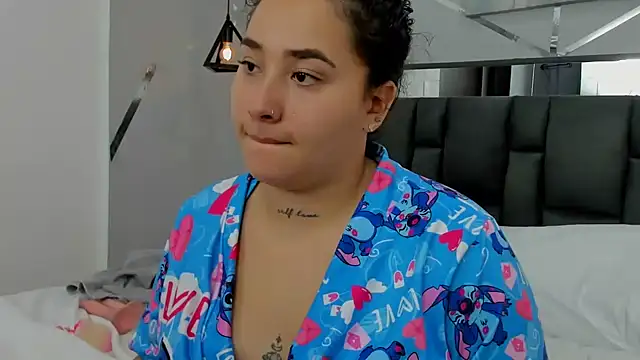 Snapshot of Ayla_martinez chatting on March 9, 2025, 7:34 am Ayla martinez online show from March 9, 2025, 7:34 am