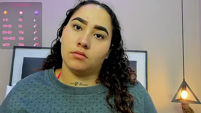 Snapshot of Ayla_martinez chatting on September 20, 2025, 2:05 am Ayla martinez online show from September 20, 2025, 2:05 am