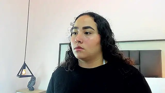 Snapshot of Ayla_martinez chatting on October 3, 2025, 1:42 am Ayla martinez online show from October 3, 2025, 1:42 am