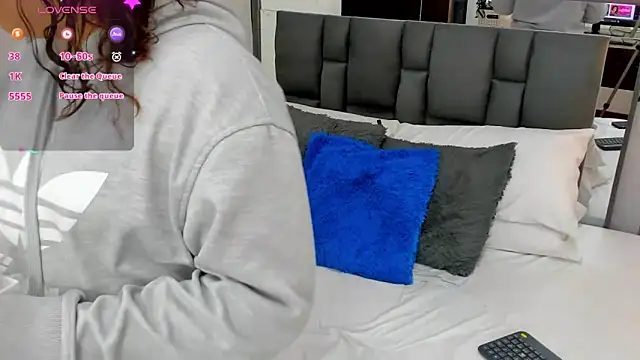 Snapshot of Ayla_martinez chatting on February 27, 2025, 2:03 am Ayla martinez online show from February 27, 2025, 2:03 am