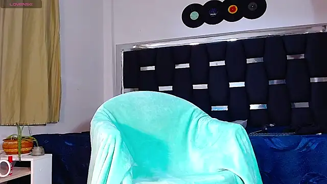 Snapshot of RyanRizzo chatting on February 13, 2025, 2:31 pm RyanRizzo online show from February 13, 2025, 2:31 pm