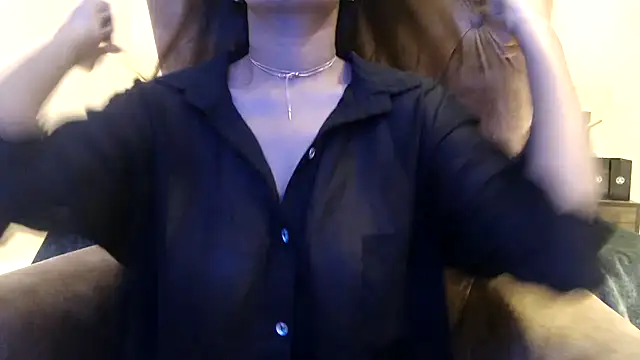 Snapshot of chhui_mui chatting on February 20, 2025, 1:40 pm chhui mui online show from February 20, 2025, 1:40 pm