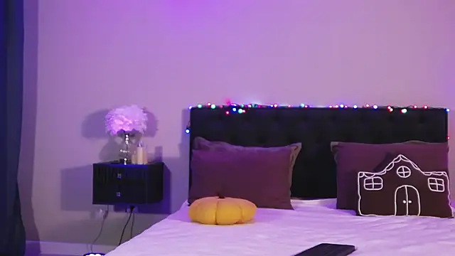 Denise Garciia online show from April 3, 2026, 12:44 pm