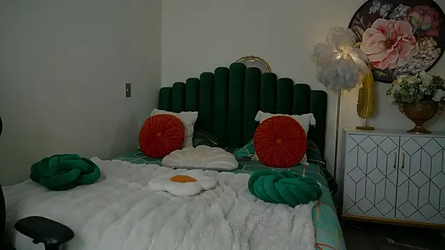 IsmaelRichardson online show from September 11, 2025, 5:02 pm