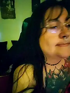 l1la Rav3n online show from November 8, 2025, 2:48 am