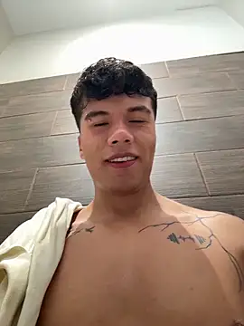 Logan smith1 online show from November 21, 2025, 8:08 pm