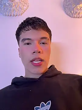 Snapshot of Logan_smith1 chatting on July 6, 2026, 4:52 am Logan smith1 online show from July 6, 2026, 4:52 am