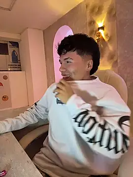 Logan smith1 online show from October 30, 2025, 5:28 am