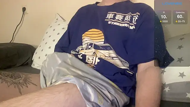 Snapshot of tyler_8x chatting on December 7, 2024, 6:21 pm tyler 8x online show from December 7, 2024, 6:21 pm