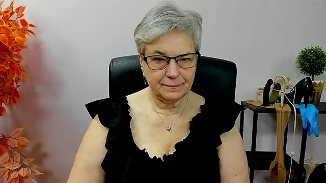 IrisDream online show from October 30, 2025, 7:17 am