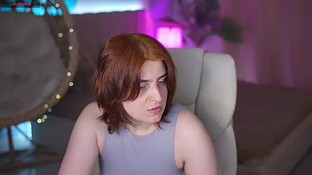 FoxyRayy online show from April 9, 2026, 6:41 am