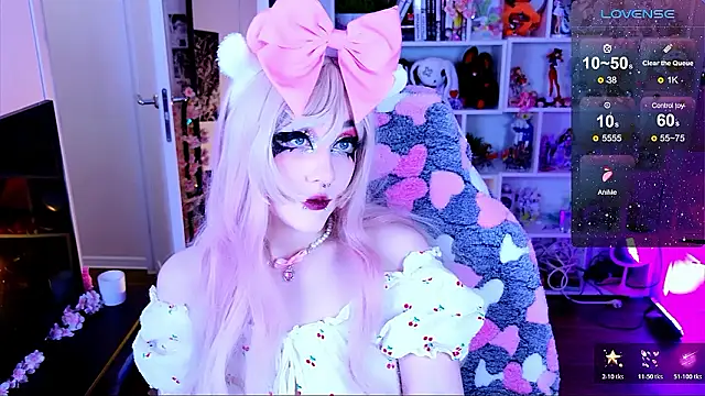 Aki  Ra online show from February 26, 2026, 12:10 am