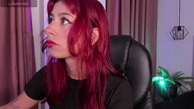 cloe  palmer online show from March 7, 2025, 12:01 pm