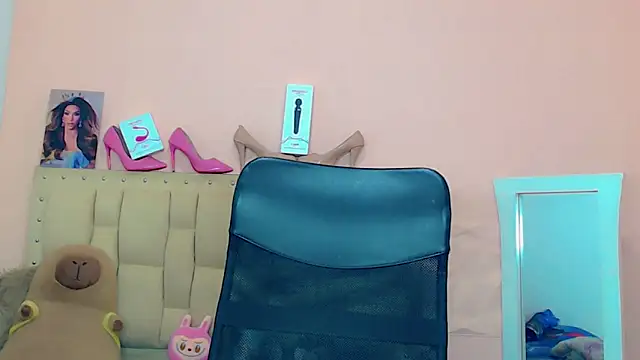 briana sex32 online show from January 15, 2026, 7:12 am