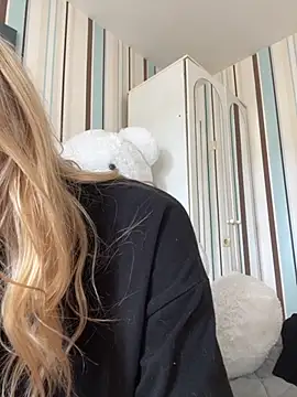 Liya my online show from September 18, 2025, 12:52 pm