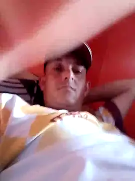 Fabiocapao01 online show from December 25, 2024, 6:09 pm