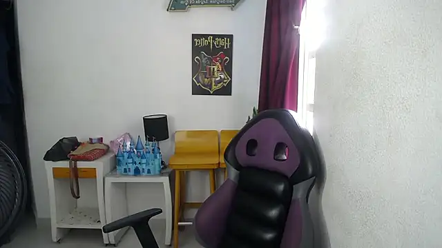 Snapshot of diabla_sexyboobs chatting on September 16, 2025, 8:10 pm diabla sexyboobs online show from September 16, 2025, 8:10 pm