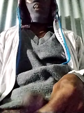 hornyxguy68 online show from April 24, 2026, 2:13 am