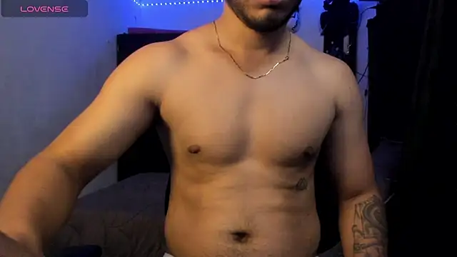 maxximus 100 online show from November 12, 2025, 8:45 pm