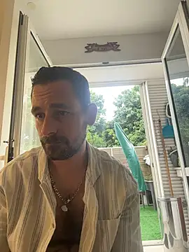 defbond420 online show from December 16, 2025, 2:10 pm