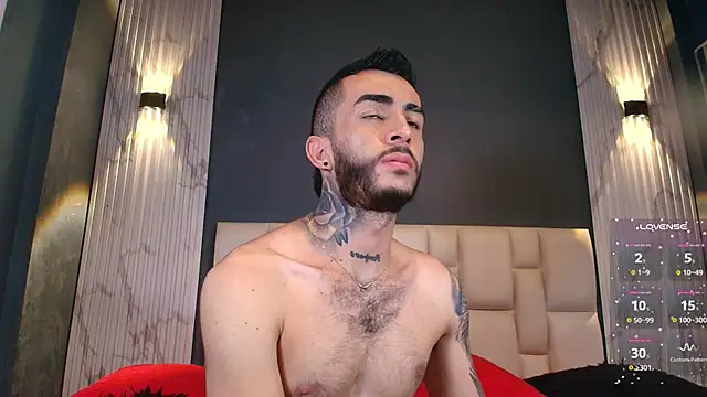 Marcelo ruiz  online show from November 8, 2025, 4:43 pm