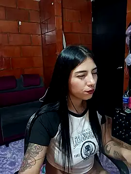 Snapshot of Raven__purple chatting on January 28, 2025, 1:08 am Raven  purple online show from January 28, 2025, 1:08 am