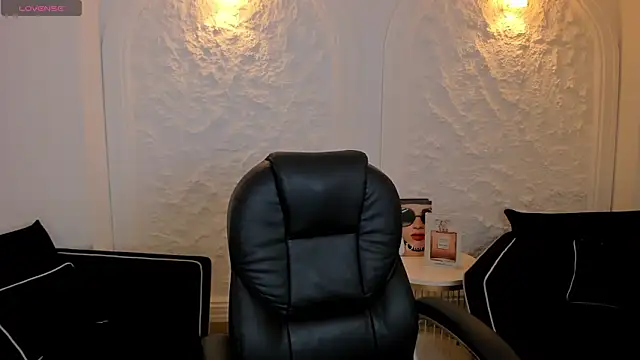 ChloePreston  online show from February 3, 2026, 11:04 am