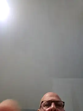 Snapshot of dickinyouto chatting on February 1, 2026, 11:41 am dickinyouto online show from February 1, 2026, 11:41 am