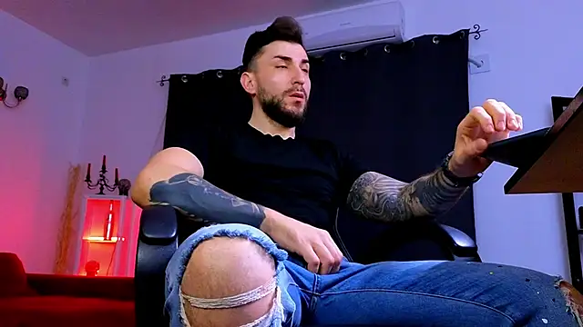 MightyAaron66 online show from February 13, 2026, 3:17 am