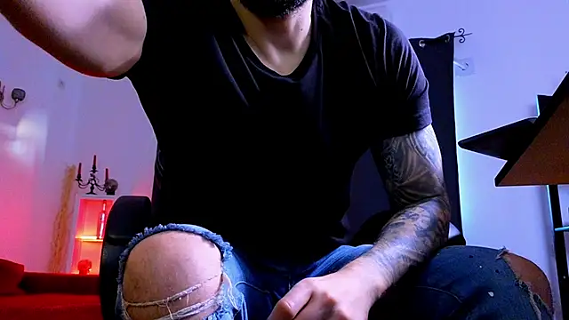 MightyAaron66 online show from April 14, 2026, 4:39 am