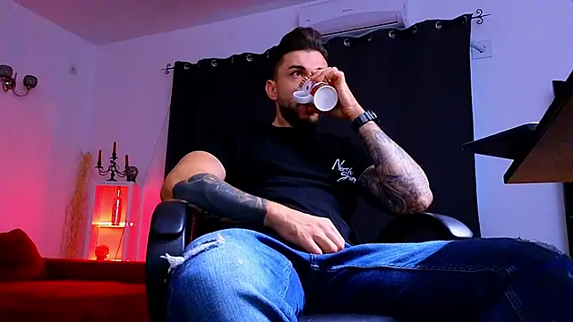 MightyAaron66 online show from September 22, 2025, 4:07 am