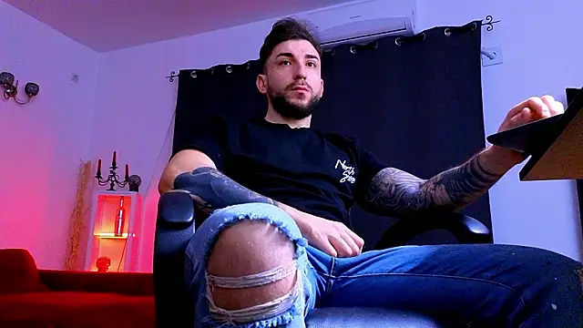 MightyAaron66 online show from February 10, 2026, 5:17 am