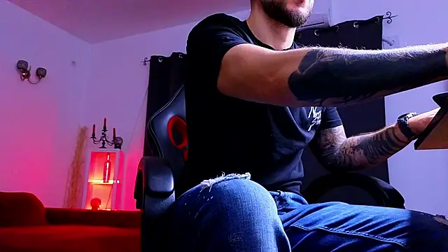 MightyAaron66 online show from September 30, 2025, 2:28 am