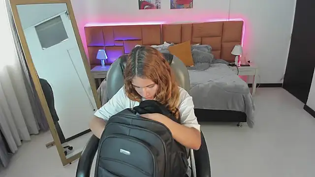 Tamy edwards online show from April 10, 2026, 8:16 pm