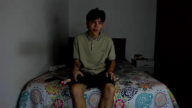 Snapshot of HeellBoy_ chatting on February 23, 2026, 6:03 am HeellBoy online show from February 23, 2026, 6:03 am