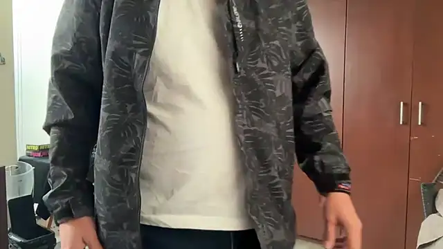 alanan881 online show from March 24, 2026, 2:39 pm