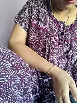 samitasharma online show from November 3, 2025, 6:18 am