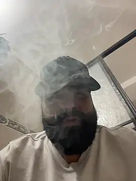 Lyon vach online show from November 14, 2025, 8:01 pm