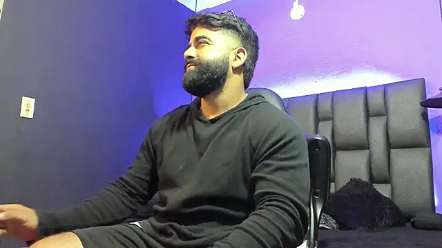 Snapshot of Lyon_vach chatting on February 27, 2026, 12:00 am Lyon vach online show from February 27, 2026, 12:00 am