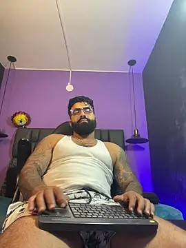 Snapshot of Lyon_vach chatting on February 15, 2026, 9:14 pm Lyon vach online show from February 15, 2026, 9:14 pm