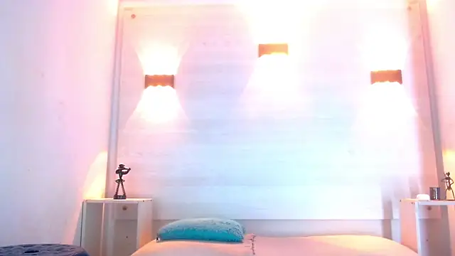 Snapshot of Molly_Spears chatting on March 12, 2025, 11:32 am Molly Spears online show from March 12, 2025, 11:32 am