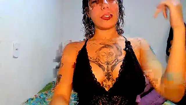 Snapshot of Submersidollx chatting on May 6, 2026, 12:31 pm Submersidollx online show from May 6, 2026, 12:31 pm