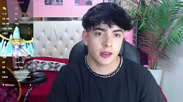 nolan twink1 online show from March 20, 2025, 5:36 pm