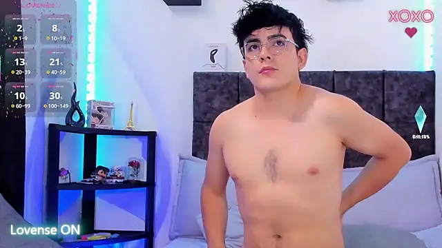 nolan twink1 online show from March 11, 2026, 5:40 pm