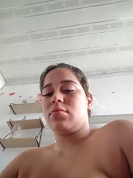 LaurenWelly  online show from February 15, 2026, 8:52 pm