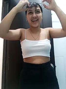 Snapshot of Nicky-7 chatting on February 10, 2026, 5:12 pm Nicky-7 online show from February 10, 2026, 5:12 pm