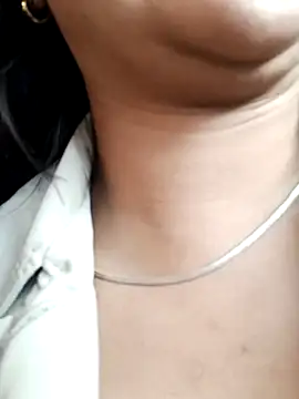 Snapshot of Nicky-7 chatting on February 27, 2025, 9:36 pm Nicky-7 online show from February 27, 2025, 9:36 pm